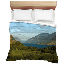 View Over Columbia River,  Columbia River Gorge, Oregon. Bedding 44926496