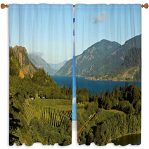 View Over Columbia River,  Columbia River Gorge, Oregon. Window Curtains 44926496