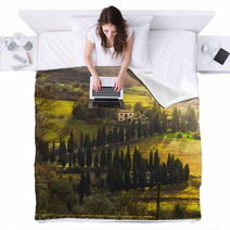 Villa E Viale Alberato, Toscana Blankets 61964968