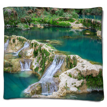 Waterfall In Mexico Blankets 62494411