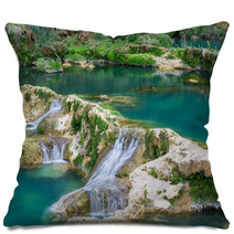 Waterfall In Mexico Pillows 62494411