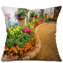 Way In The Garden Pillows 60240130