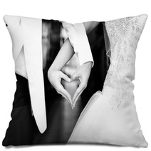 Wedding Pillows 52021682