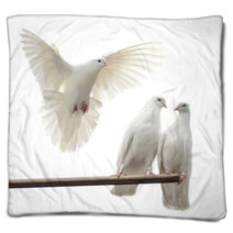 White Doves Blankets 67612909