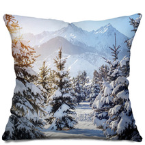 Winter Mountain Scenery Pillows 60935824