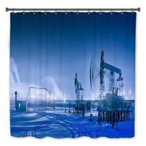 Winter Night Panoramic Oil Pumpjack. Bath Decor 50350550