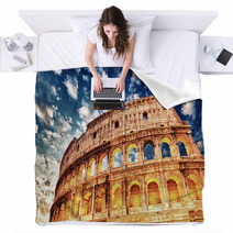 Wonderful View Of Colosseum In All Its Magnificience - Autumn Su Blankets 48144301