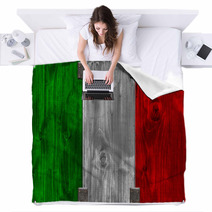 Wooden Italian Flag Blankets 47479515