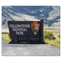 Yellowstone National Park Entrance Sign Rugs 69994883