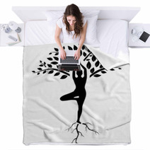 Yoga Tree Pose Silhouette Blankets 74179141