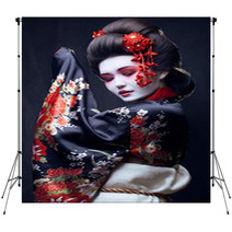 Young Pretty Geisha In Kimono Backdrops 68653402
