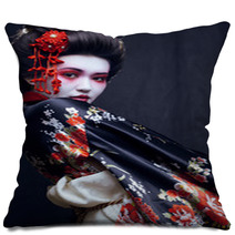 Young Pretty Geisha In Kimono Pillows 68653415