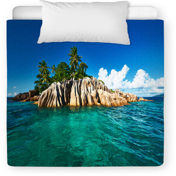 Beautiful Tropical Island Toddler Comforter