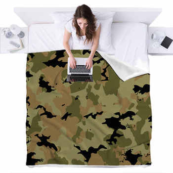 Camouflage Pattern In Brown Tones Fleece Bed Blanket