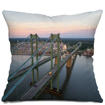 Delaware Pillows