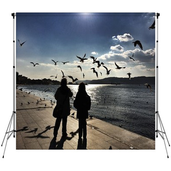 Deniz Ve Mart?lar Fleece Backdrop