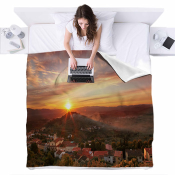 Heart Of Tuscany With Carmignano Fleece Bed Blanket