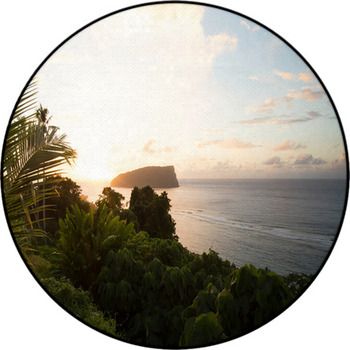 High Angle Panoramic View Of The Ocean And Round Rug