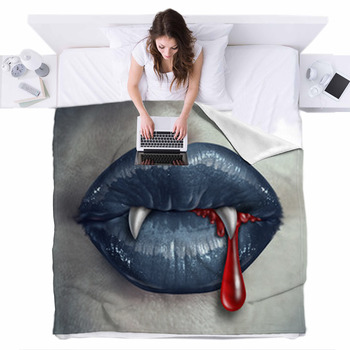 Horror Vampire Bloody Teeth Fleece Bed Blanket