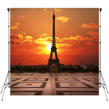 La Tour Eiffel Dal Trocadero All'alba Fleece Backdrop