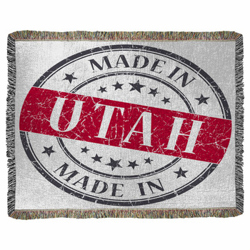 Made In Utah Red Round Grunge Woven Throw Blanket