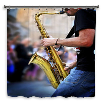 Musicista Suona Sassofono In Custom Size Shower Curtain