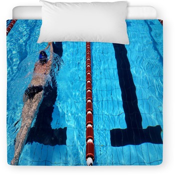 Nuotatrice In Piscina Toddler Duvet
