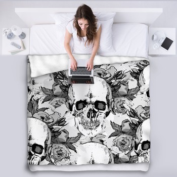 Pattern With Skull Hand Draw Fleece Blanket