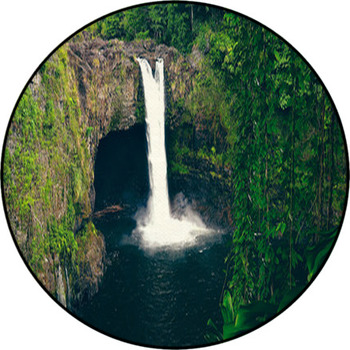 Rainbow Falls In Hilo On The Big Island Of Round Rug