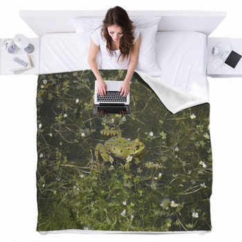 Rana Fleece Bed Blanket
