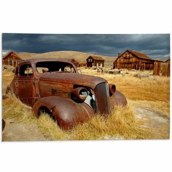 Rusty Car At Bodie Area Rug