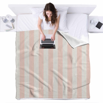 Seamless Vertical Striped Texture Fleece Bed Blanket
