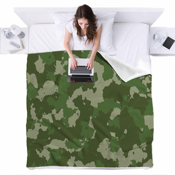 Seamless Woodland Camo Pattern Vector Fleece Bed Blanket