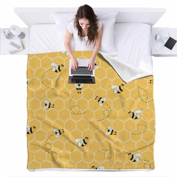 Honey Bee Aesthetic Bedding Set