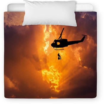 Silhouette Soldiers In Action Rappelling Toddler Duvet