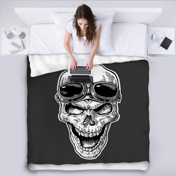 Skull Smiling With Glasses For Fleece Bed Blanket