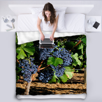 The Vine Fleece Blanket