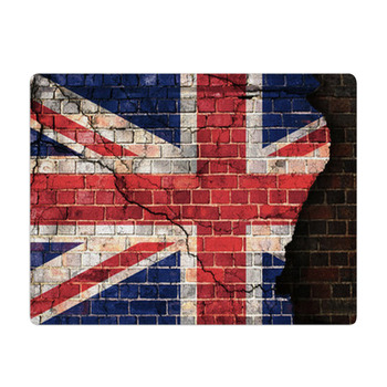 UK Flag On A Cracked Brick Wall Bath Mat