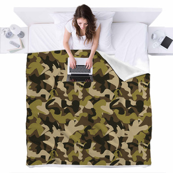 Vector Camouflage Pattern Vector Fleece Bed Blanket
