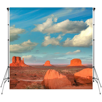 Wonderful View Of Famous Buttes Of Fleece Backdrop